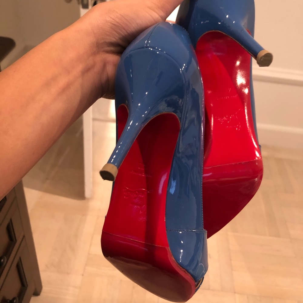 Louboutin 9-9.5